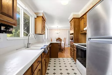 Kitchen - 272 E 1400 N, Bountiful, UT 84010 photo 3 of 3