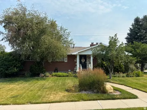 2431 E Sundown Ave S, Salt Lake City, UT 84121
