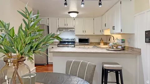 Kitchen - 3077 E Nordic Dr S, Sandy, UT 84093 photo 1 of 3