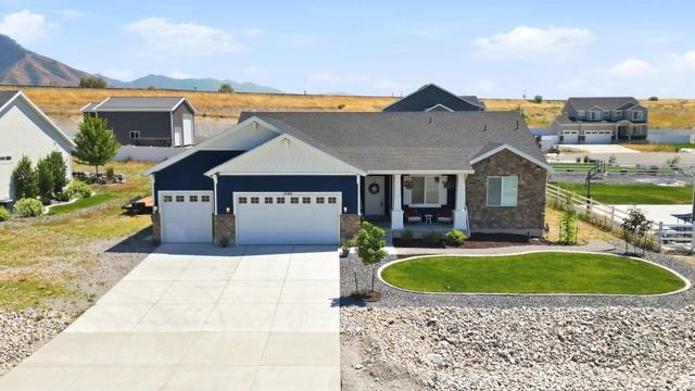 1266 E Blue Moon Dr N #9, Lake Point, UT 84074