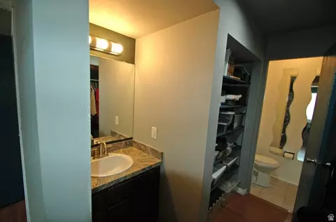 Bath - 46 W Lester Ave #G 24, Murray, UT 84107 photo 1 of 2