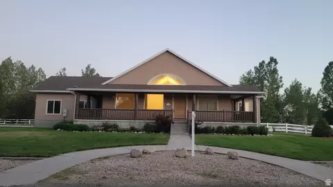 875 W Oak Ln, Francis, UT 84036