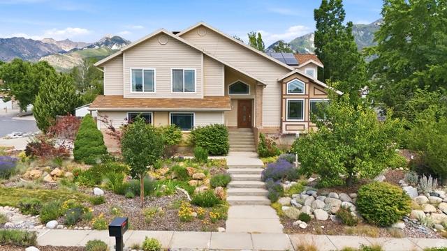 10043 S Granite Ln, Sandy, UT 84092