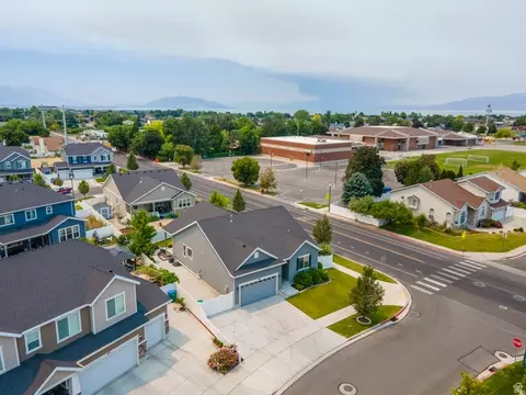 View/Area - 389 W 300 S, Orem, UT 84058 photo 3 of 5