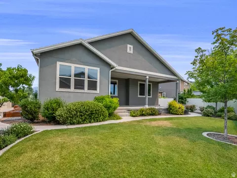 Exterior - 389 W 300 S, Orem, UT 84058 photo 3 of 8