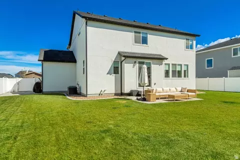 Exterior - 2285 W Sunrise Ranch Dr, Mapleton, UT 84664 photo 5 of 5