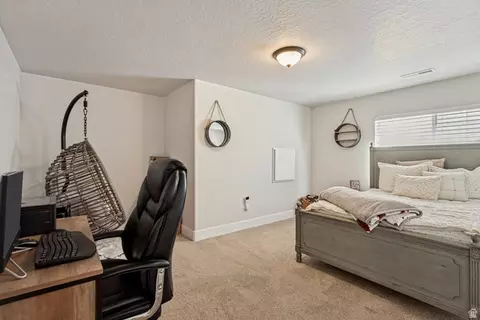 Bedroom - 2285 W Sunrise Ranch Dr, Mapleton, UT 84664 photo 5 of 6