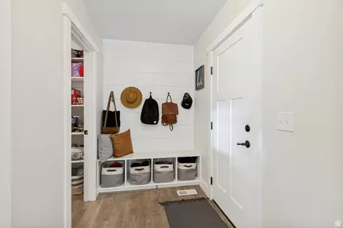 Entry Way - 2285 W Sunrise Ranch Dr, Mapleton, UT 84664 photo 1 of 2