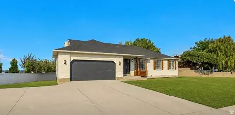 11753 S Lampton View Dr, Riverton, UT 84065