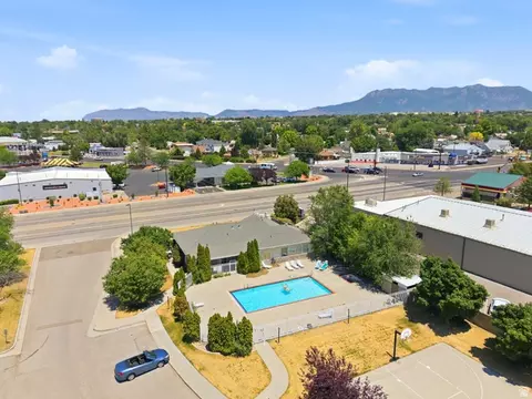 490 E 700 S #A 4, Clearfield, UT 84015 photo 12