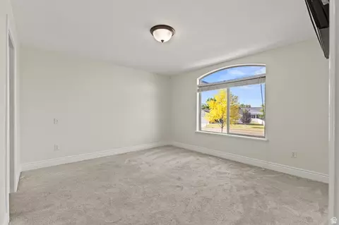 227 E 700 N, Smithfield, UT 84335 photo 8