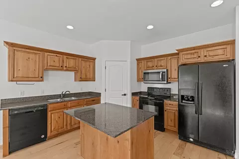 227 E 700 N, Smithfield, UT 84335 photo 6