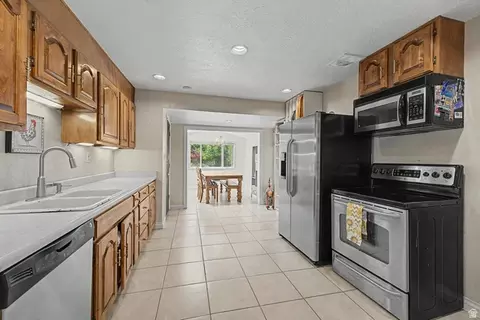 3156 E 4430 S, Holladay, UT 84124 photo 6