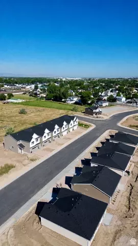 View/Area - 1067 N Summit View Dr, Harrisville, UT 84404 photo 1 of 2