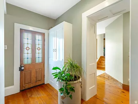 Entry Way - 252 N 400 E, Centerville, UT 84014 photo 6 of 11