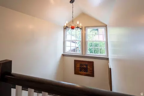 Entry Way - 252 N 400 E, Centerville, UT 84014 photo 8 of 11
