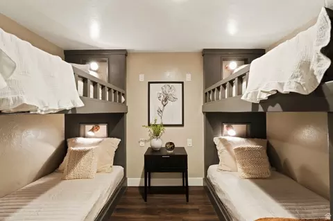 Bedroom - 88 S Moss Hill Dr E, Bountiful, UT 84010 photo 5 of 6