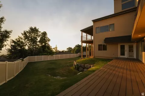 Exterior - 88 S Moss Hill Dr E, Bountiful, UT 84010 photo 9 of 12