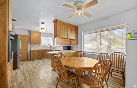 366 S 500 E, River Heights, UT 84321 photo 4