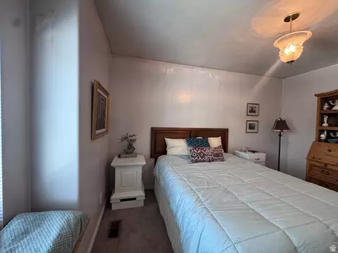 Bedroom - 944 E Bernay Cir, Sandy, UT 84094 photo 4 of 4