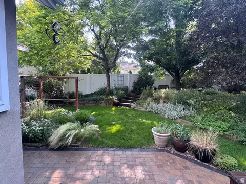 Exterior - 944 E Bernay Cir, Sandy, UT 84094 photo 7 of 12