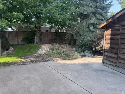 Exterior - 944 E Bernay Cir, Sandy, UT 84094 photo 9 of 12