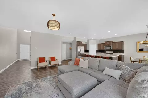 846 W Wellington Ave, North Salt Lake, UT 84054