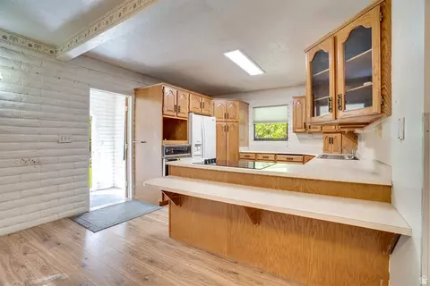 Kitchen - 4765 S Haven Estates Dr, Daniel, UT 84032 photo 2 of 2