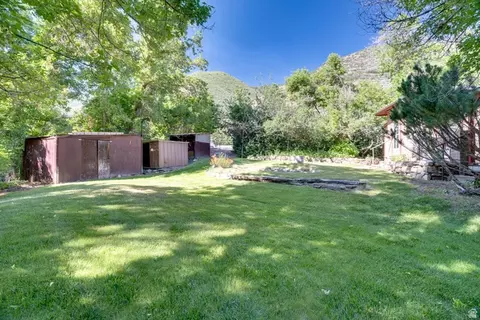 Exterior - 4765 S Haven Estates Dr, Daniel, UT 84032 photo 3 of 12