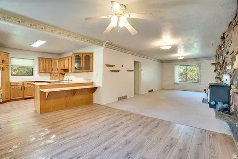 Living - 4765 S Haven Estates Dr, Daniel, UT 84032 photo 1 of 2