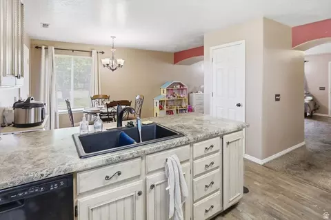 826 E 760 N, Ogden, UT 84404 photo 14