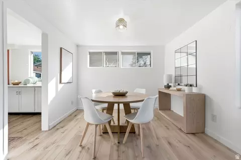 Dining - 2837 S Davis Blvd E, Bountiful, UT 84010 photo 1 of 3