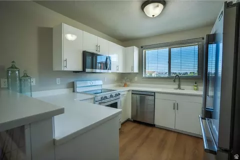 Kitchen - 1055 W 1033 N #204, Orem, UT 84057 photo 2 of 2