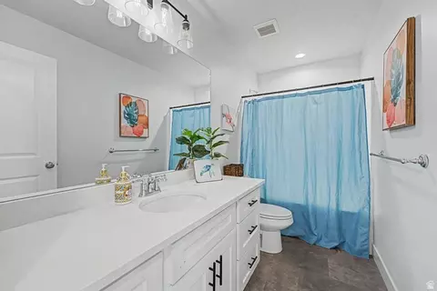 Bath - 9822 N Bridge St, Eagle Mountain, UT 84005 photo 4 of 4