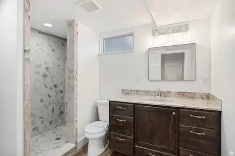 Bath - 754 W 3200 S, Nibley, UT 84321 photo 2 of 2