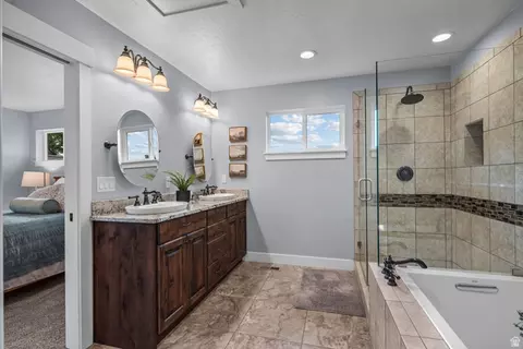 Bath - 996 N 475 E, Orem, UT 84097 photo 1 of 3