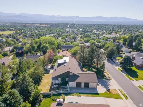 View/Area - 2444 E High Mountain Dr, Sandy, UT 84092 photo 6 of 10