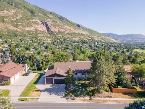 View/Area - 2444 E High Mountain Dr, Sandy, UT 84092 photo 1 of 10