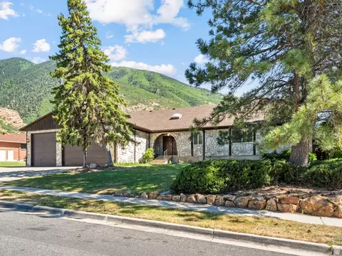 Exterior - 2444 E High Mountain Dr, Sandy, UT 84092 photo 7 of 7