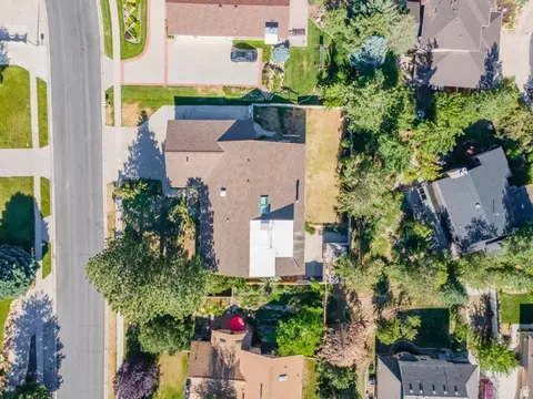 View/Area - 2444 E High Mountain Dr, Sandy, UT 84092 photo 2 of 10