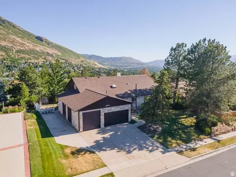 View/Area - 2444 E High Mountain Dr, Sandy, UT 84092 photo 8 of 10