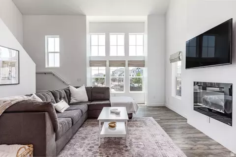 684 E 330 N, Vineyard, UT 84059 photo 8
