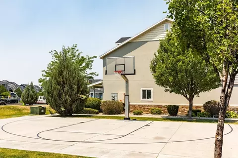 684 E 330 N, Vineyard, UT 84059 photo 33