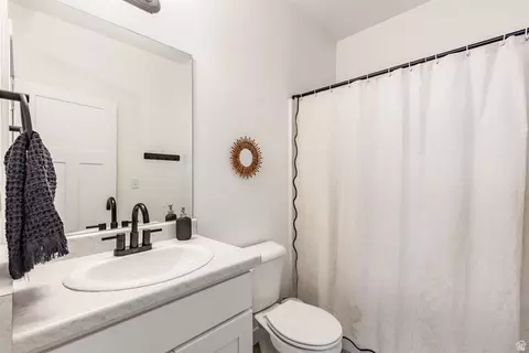 684 E 330 N, Vineyard, UT 84059 photo 20