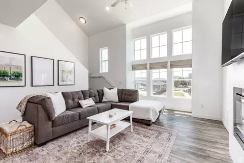 684 E 330 N, Vineyard, UT 84059 photo 7