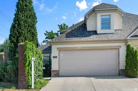 Exterior - 1989 E Donelson Ln, Holladay, UT 84117 photo 1 of 4