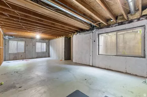 Other - 1989 E Donelson Ln, Holladay, UT 84117 photo 4 of 7