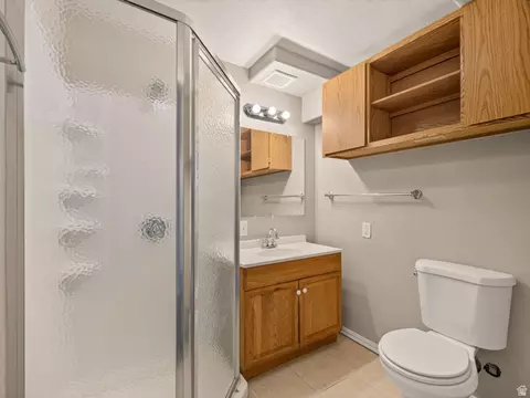 Bath - 949 W 1800 N, Mapleton, UT 84664 photo 4 of 5