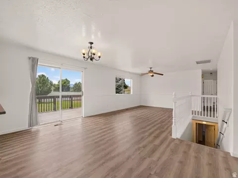 Living - 949 W 1800 N, Mapleton, UT 84664 photo 5 of 7