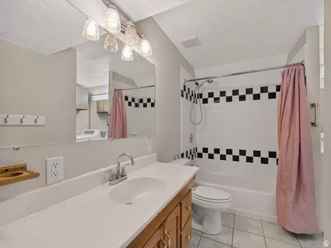 Bath - 949 W 1800 N, Mapleton, UT 84664 photo 5 of 5